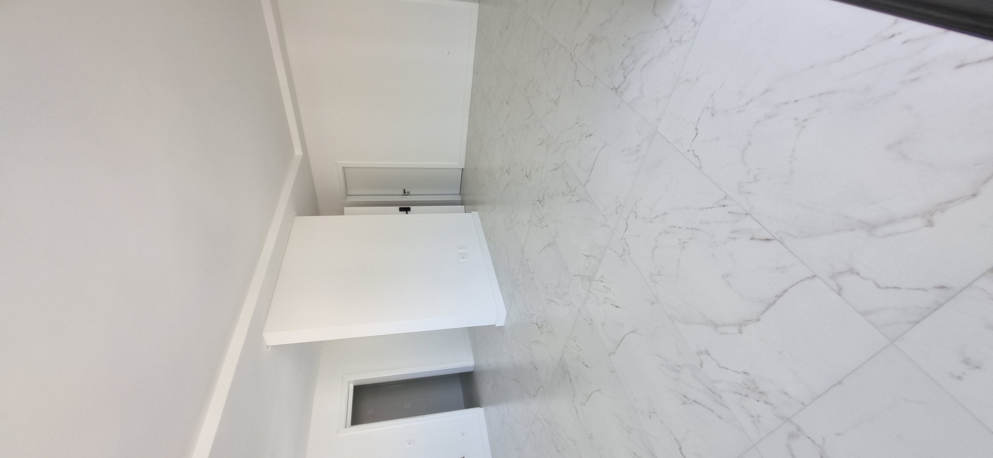 Apartamento à venda com 3 quartos, 4 banheiros, 3 vagas e 130m² no Meia Praia, Itapema (SC) — foto 12 de 13