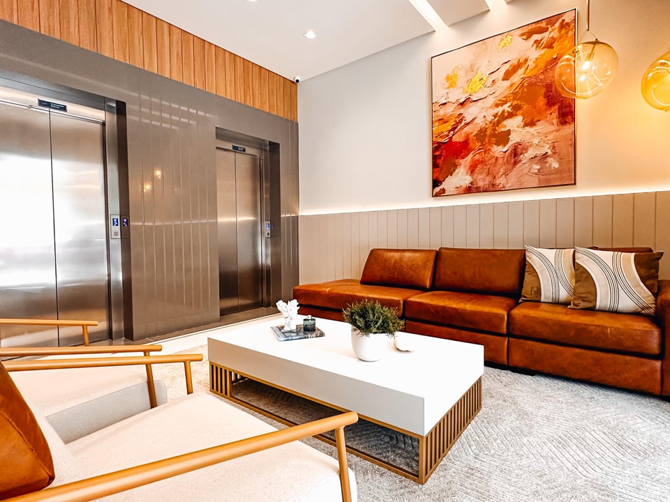 Apartamento à venda com 3 quartos, 4 banheiros, 3 vagas e 130m² no Meia Praia, Itapema (SC) — foto 2 de 13