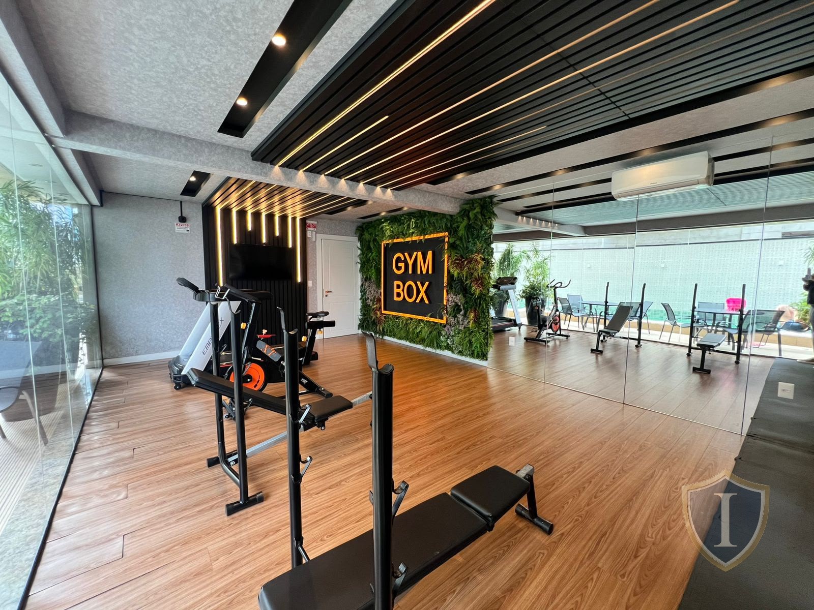 Apartamento à venda com 3 quartos, 3 banheiros, 2 vagas e 110m² no Meia Praia, Itapema (SC) — foto 3 de 22
