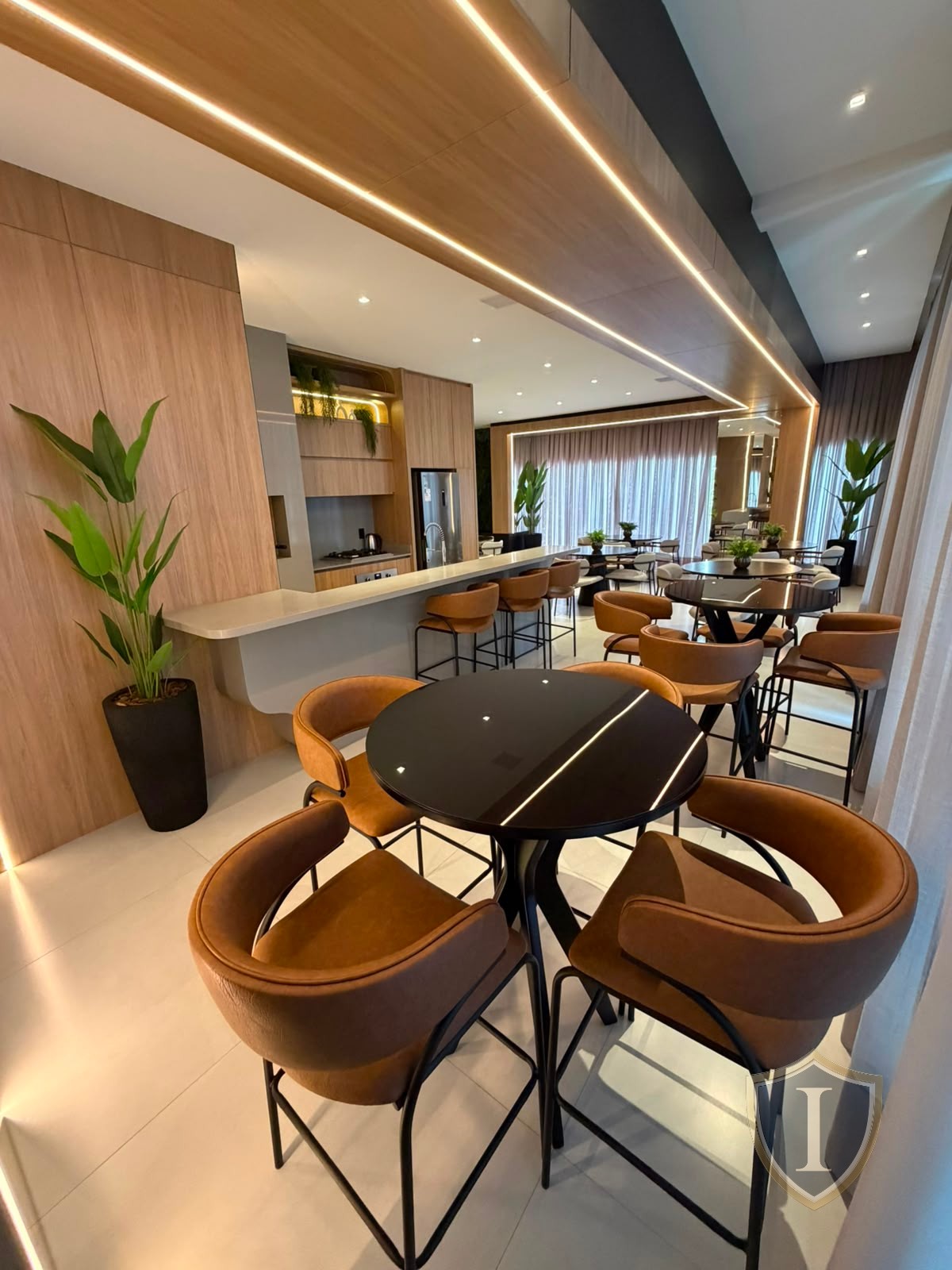 Apartamento à venda com 4 quartos, 5 banheiros, 3 vagas e 158m² no MEIA PRAIA, Itapema (SC) — foto 14 de 20
