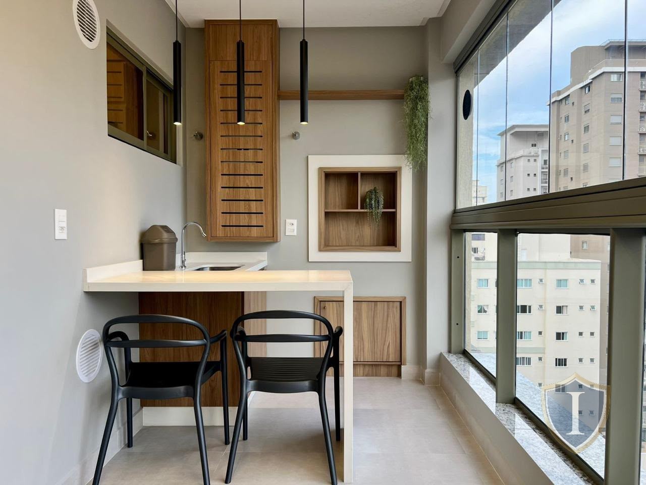 Apartamento à venda com 3 quartos, 3 banheiros, 2 vagas e 110m² no Meia Praia, Itapema (SC) — foto 10 de 22
