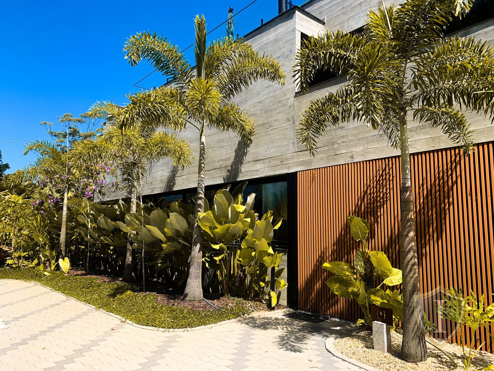 Casa à venda com 3 quartos, 3 banheiros, 4 vagas e 388m² no Estaleiro, Balneário Camboriú (SC) — foto 9 de 13