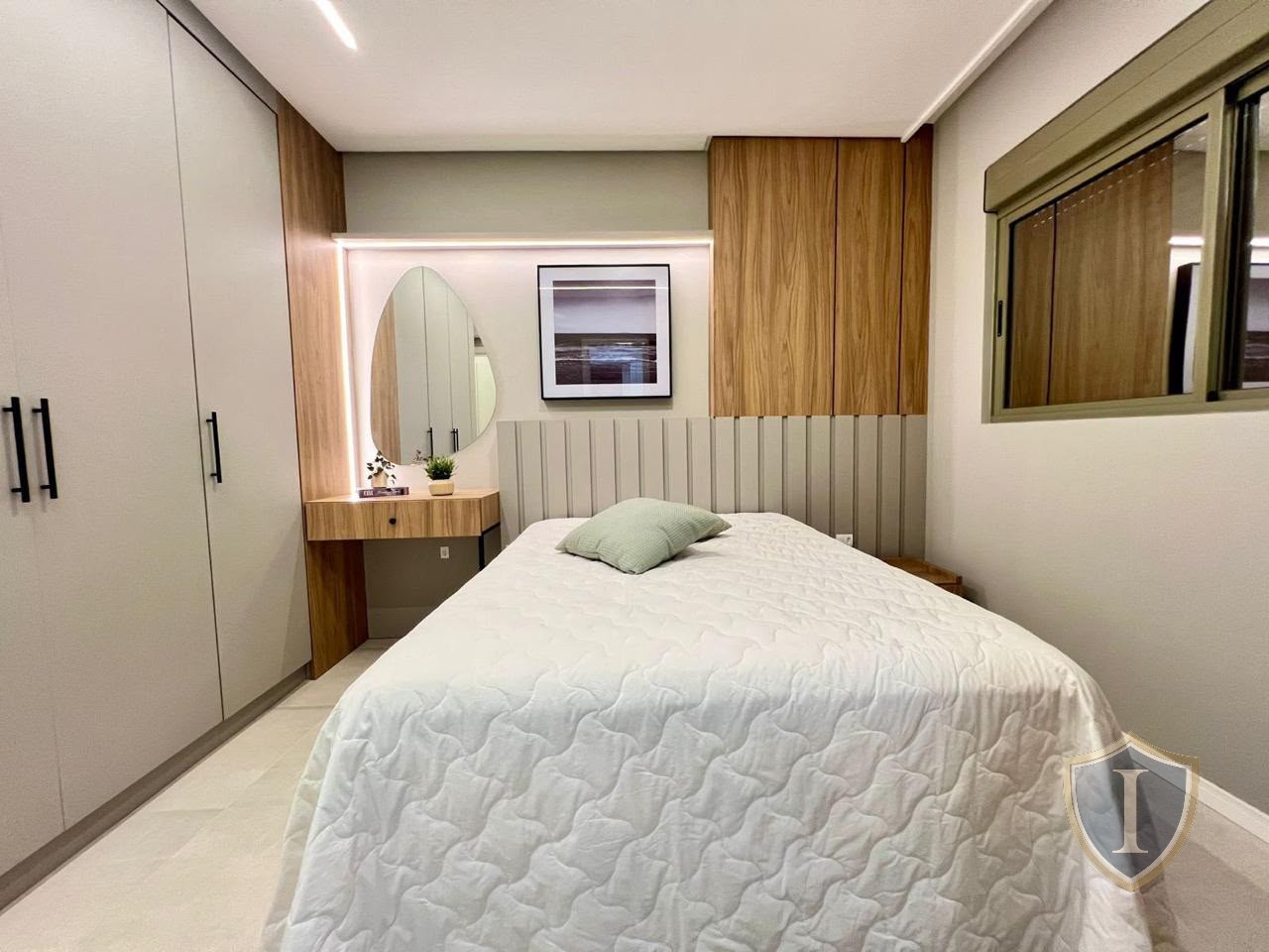 Apartamento à venda com 3 quartos, 3 banheiros, 2 vagas e 110m² no Meia Praia, Itapema (SC) — foto 15 de 22